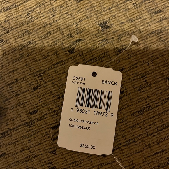 Authentic Signature Coach Satchel - Picture 9 of 9